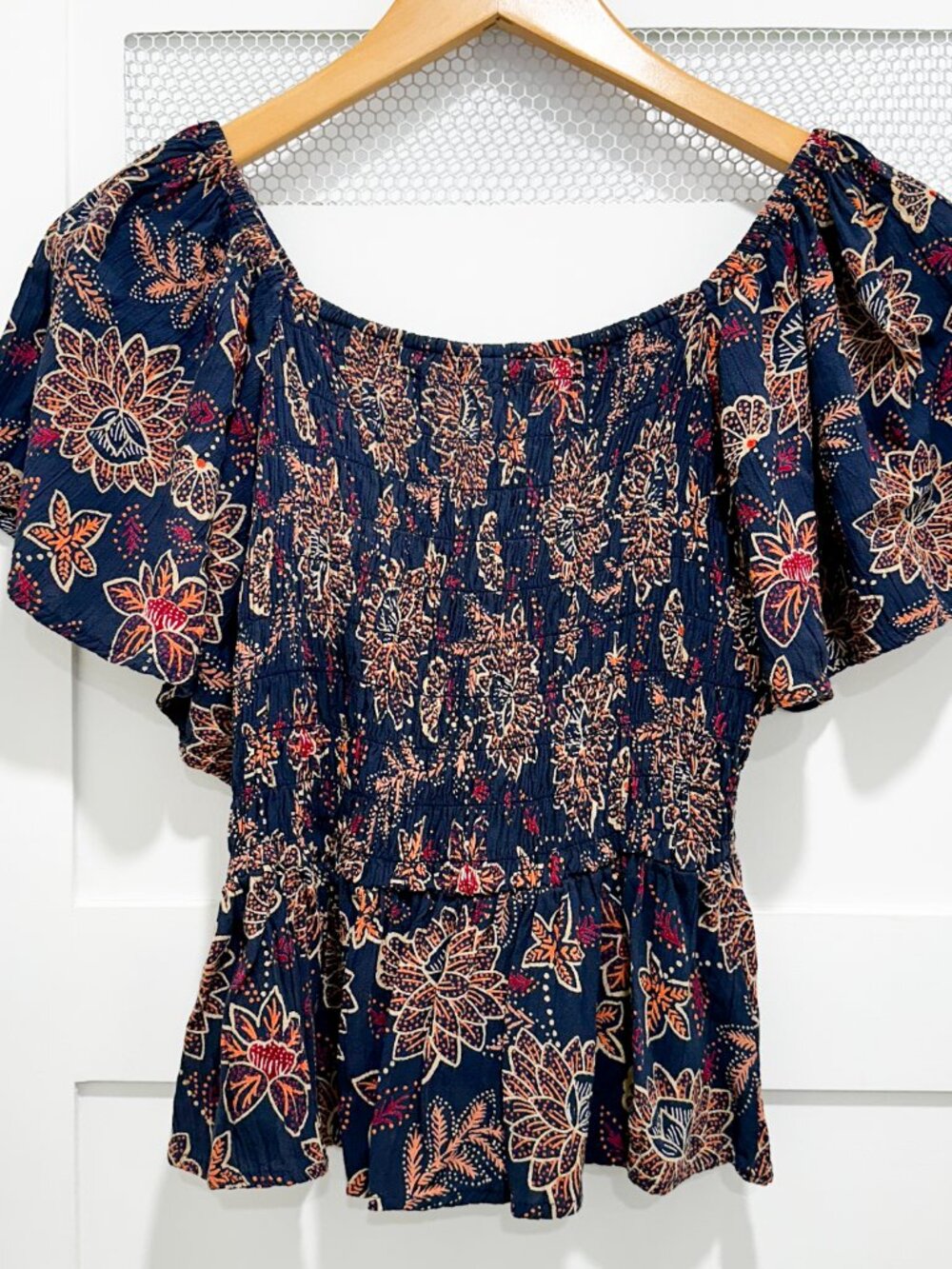 Angie Flutter Sleeve Top Smocked Crop Floral Boho Hippie Festival - Picture 3 of 5